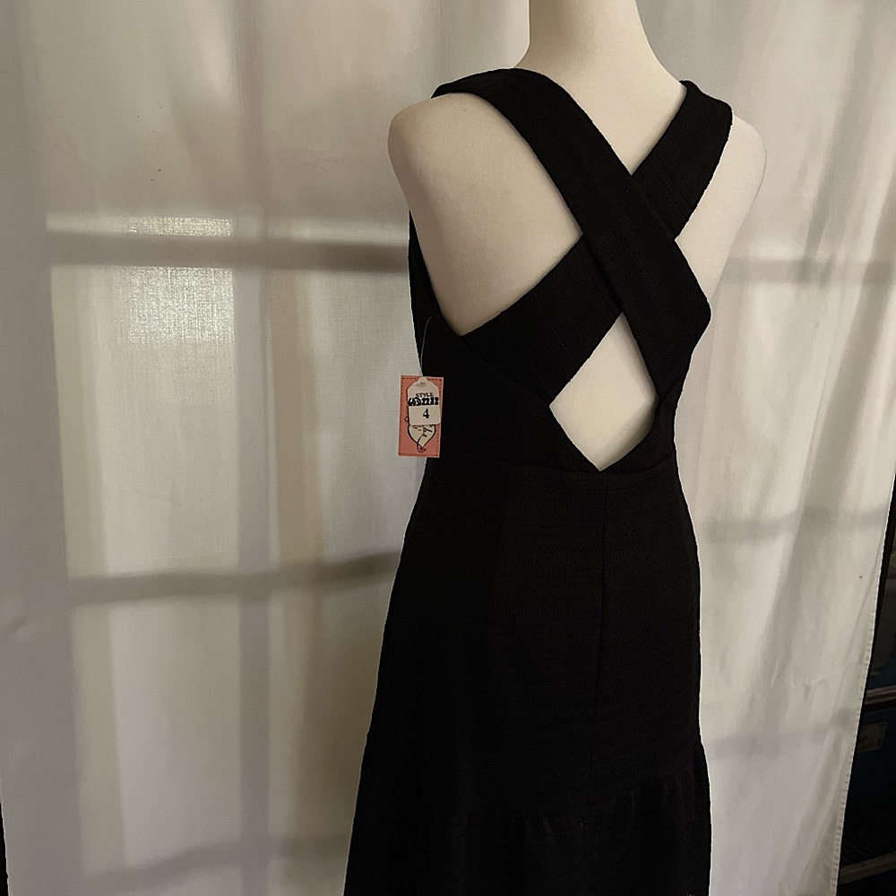 Black Phoebe Couture, Size 4